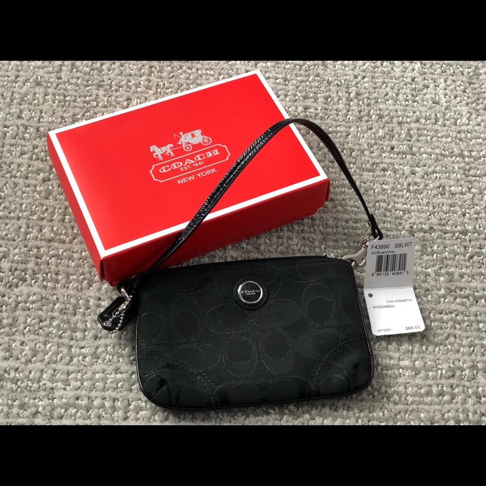 NWT Coach Wristlet